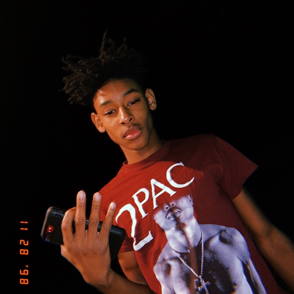 Meet your Posher, Vaughn - Picture 1 of 1